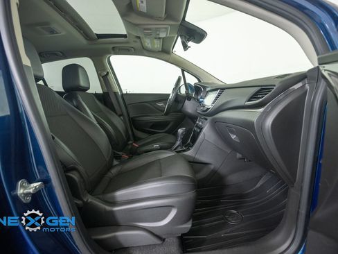 Used 2020 Buick Encore Preferred w/ Safety Package FWD image 40