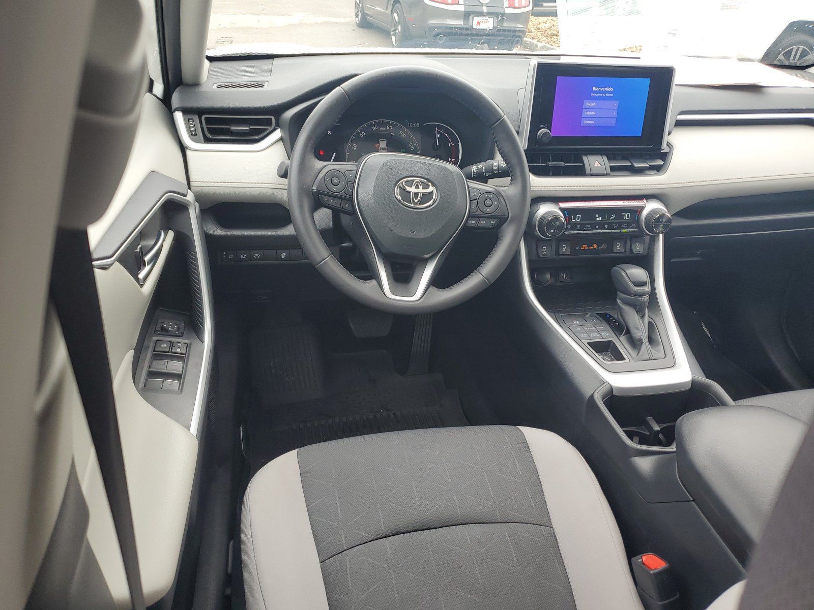 Used 2024 Toyota RAV4 XLE w/ Convenience Package AWD/4WD image 11