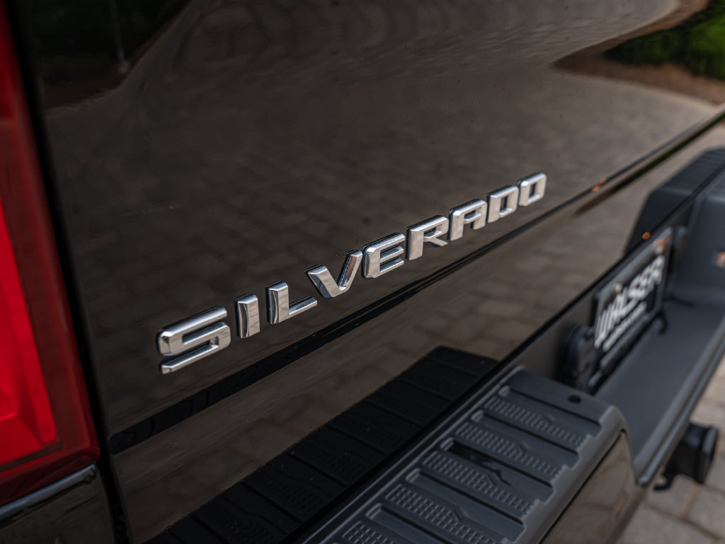 Used 2024 Chevrolet Silverado 1500 RST w/ Convenience Package II AWD/4WD image 16