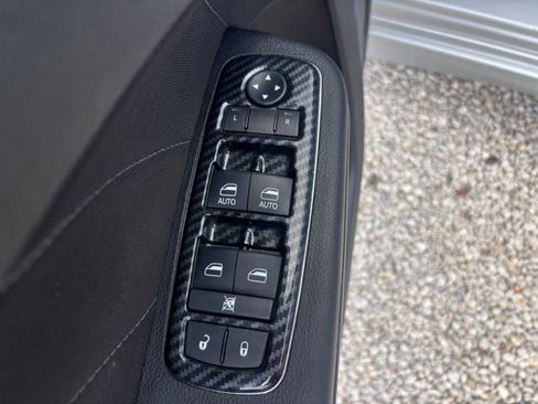 Used 2021 Dodge Charger R/T w/ Blacktop Package image 30