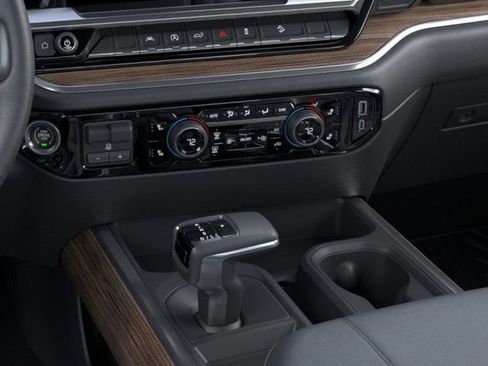 New 2026 Chevrolet Silverado 1500 LT w/ Z71 Off-Road Package image 23