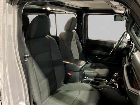 Used 2021 Jeep Wrangler Unlimited Sport AWD/4WD image 28