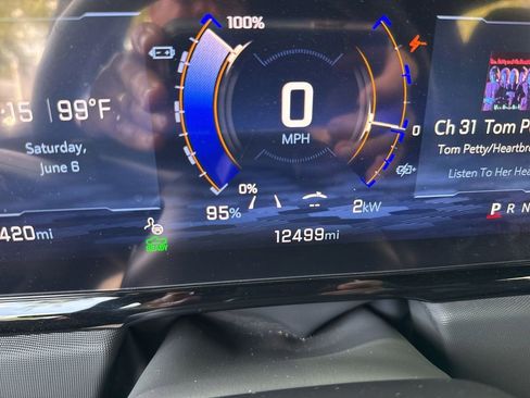 Used 2026 Chevrolet Silverado EV Trail Boss AWD/4WD image 44