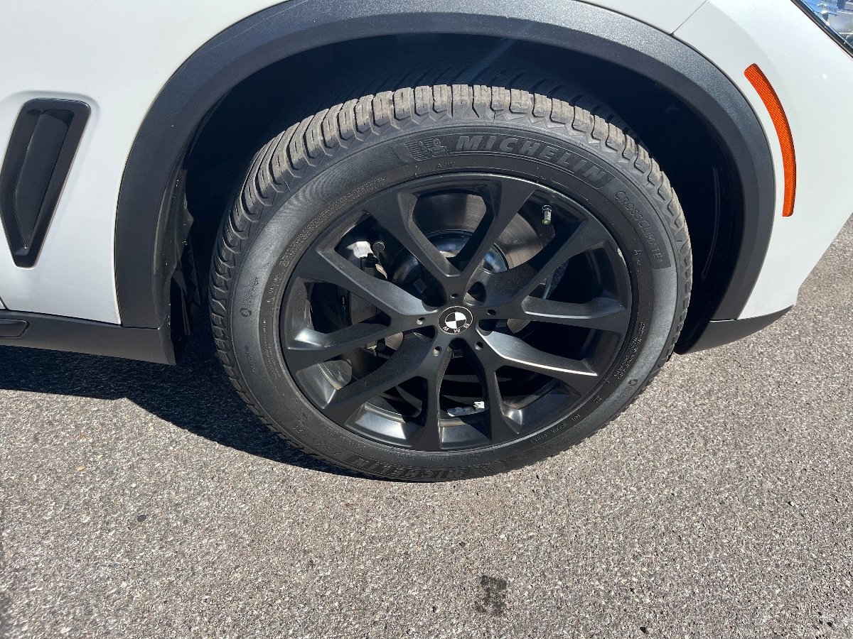 Used 2019 BMW X5 xDrive40i w/ Convenience Package AWD/4WD image 47