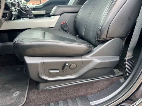 Used 2019 Ford F150 Lariat AWD/4WD image 15