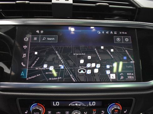 Used 2024 Audi Q3 2.0T Premium Plus w/ Premium Plus Package image 23