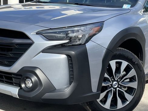 Used 2025 Subaru Outback Touring XT w/ Popular Package #2 image 8