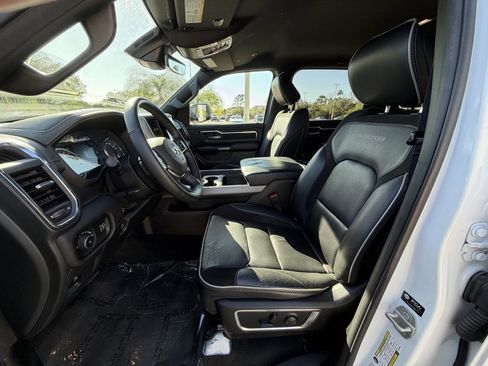 Used 2024 RAM 1500 Laramie image 24