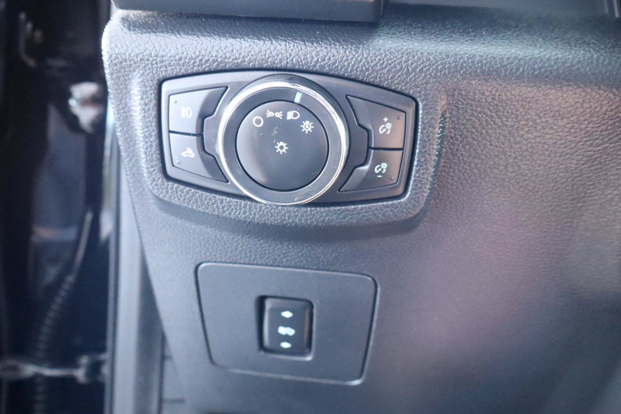 Used 2016 Ford F150 Lariat w/ Equipment Group 502A Luxury RWD image 22