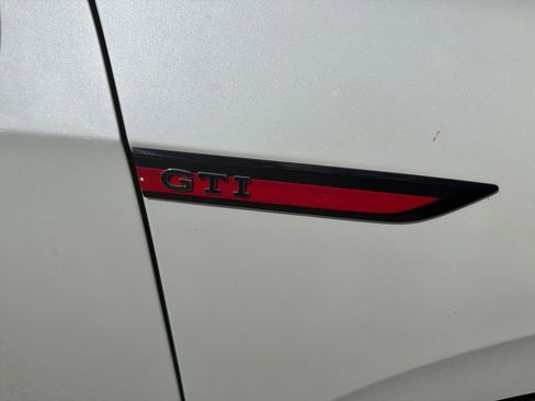 Certified 2023 Volkswagen GTI SE w/ Black Wheel Package FWD image 29