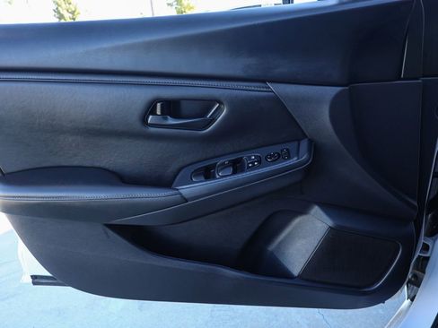 Used 2025 Nissan Sentra S image 22