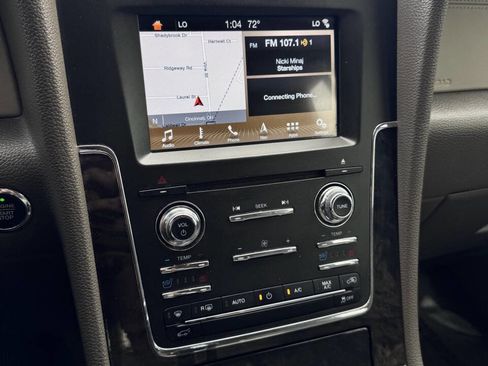 Used 2016 Lincoln Navigator Select image 27