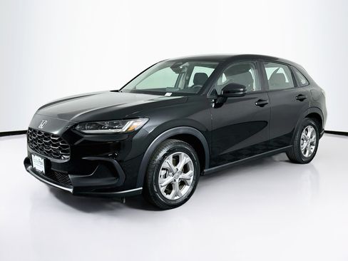 Used 2025 Honda HR-V LX image 3