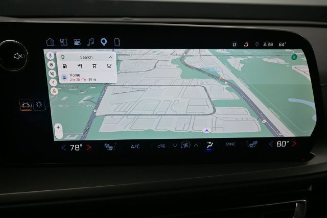 Used 2025 Chevrolet Traverse LT AWD/4WD image 26