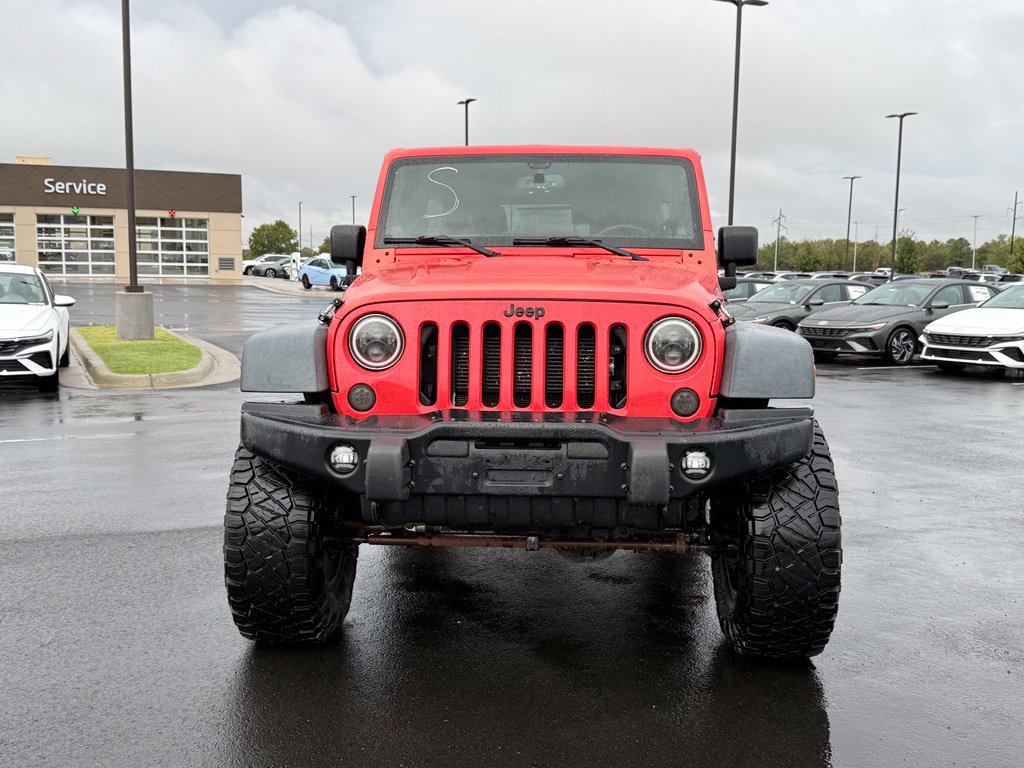 Used 2013 Jeep Wrangler Unlimited Sahara AWD/4WD image 2