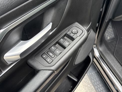 Used 2025 RAM 1500 Big Horn RWD image 14