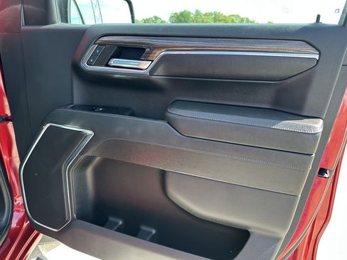 Used 2024 Chevrolet Silverado 1500 RST w/ Z71 Off-Road Package AWD/4WD image 35