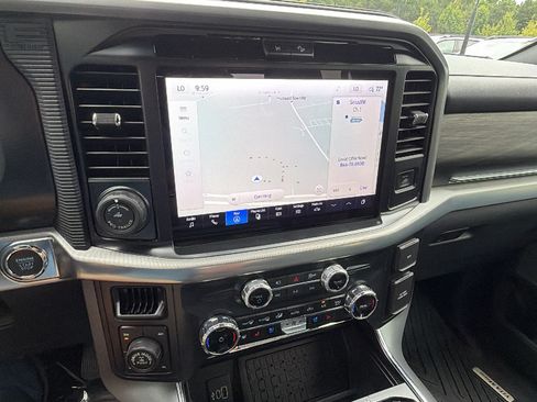 Used 2025 Ford F150 Lariat w/ Equipment Group 502A High AWD/4WD image 33
