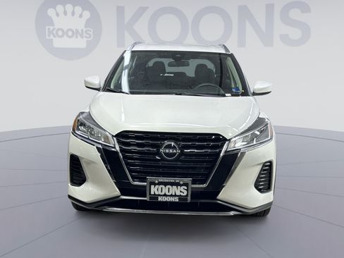 Used 2024 Nissan Kicks SV FWD image 22