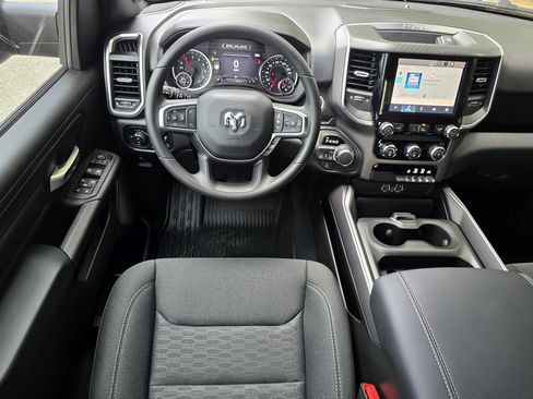 New 2026 RAM 1500 Express AWD/4WD image 11