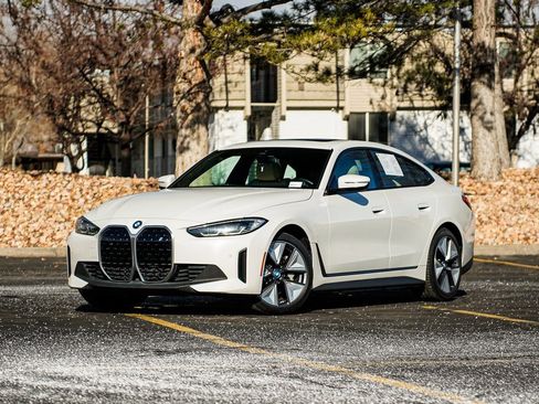 Used 2023 BMW i4 eDrive35 w/ Premium Package image 1