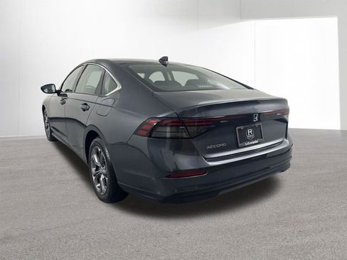 Used 2023 Honda Accord EX image 33