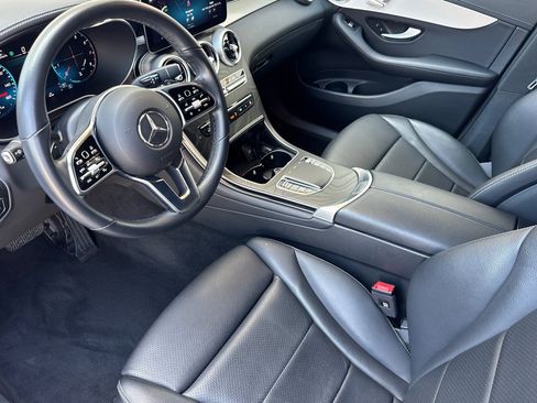Used 2023 Mercedes-Benz GLC 300 4MATIC Coupe image 4