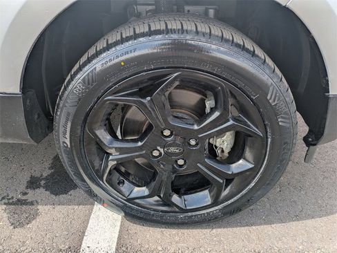 Used 2021 Ford EcoSport SES image 30