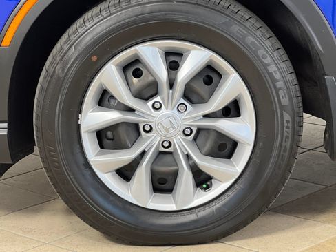 Used 2025 Honda CR-V LX image 25
