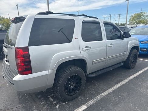 Used 2011 Chevrolet Tahoe LT w/ Luxury Package image 3