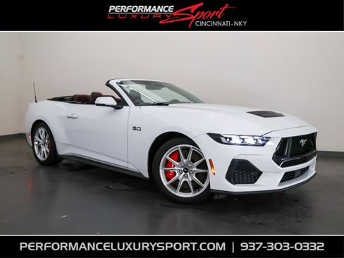 Used 2024 Ford Mustang GT Premium RWD image 1