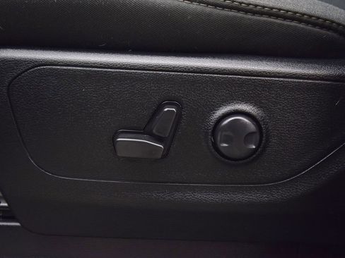 Used 2023 RAM 1500 Big Horn image 27