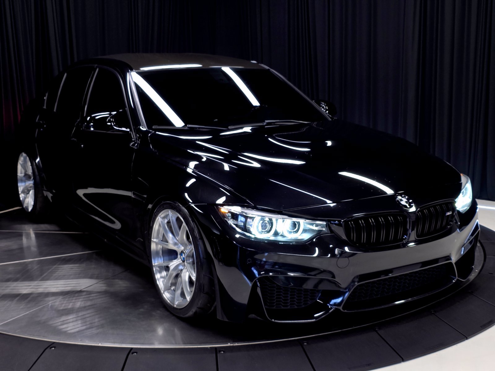Used 2018 BMW M3 w/ Competition Package RWD image 59