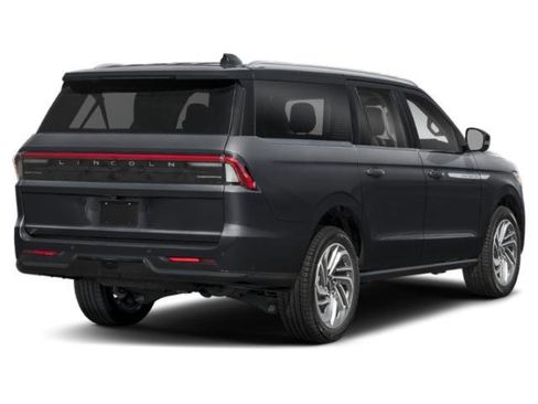New 2026 Lincoln Navigator L Premier AWD/4WD image 2