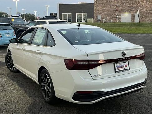 Used 2025 Volkswagen Jetta Sport image 26