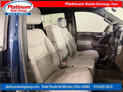 Used 2019 Chevrolet Silverado 1500 LT Trail Boss w/ Convenience Package AWD/4WD image 47