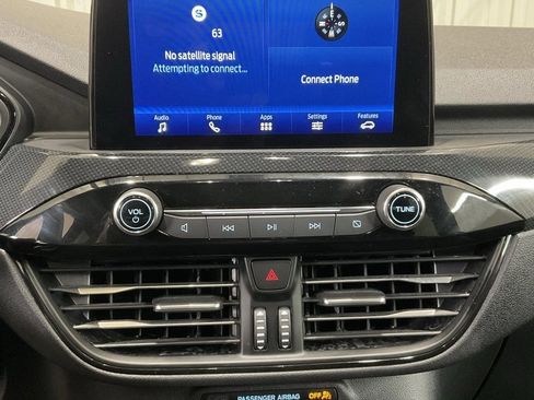 Used 2025 Ford Escape ST-Line Elite image 16