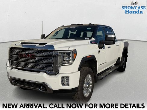 Used 2020 GMC Sierra 3500 Denali w/ Technology Package image 2