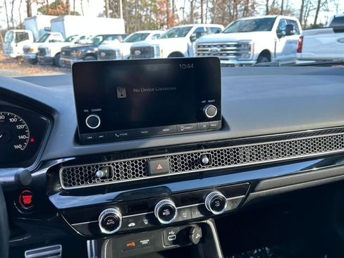 Used 2024 Honda Civic Sport image 17