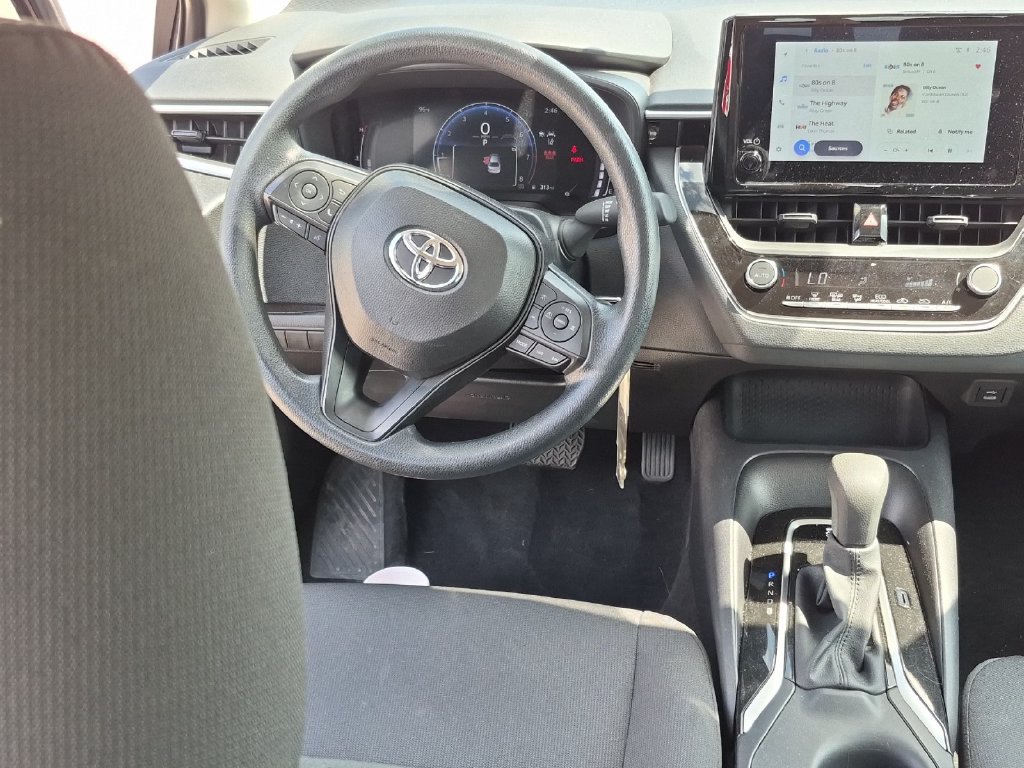 Used 2026 Toyota Corolla LE FWD image 14