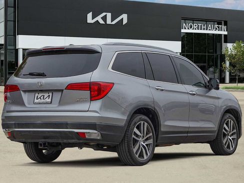 Used 2018 Honda Pilot Touring image 6