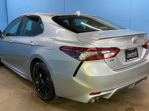 Used 2023 Toyota Camry XSE image 7