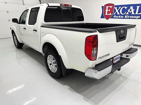 Used 2019 Nissan Frontier SV image 4