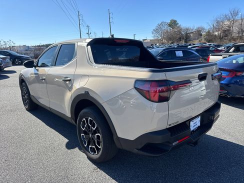 Used 2022 Hyundai Santa Cruz SEL image 5