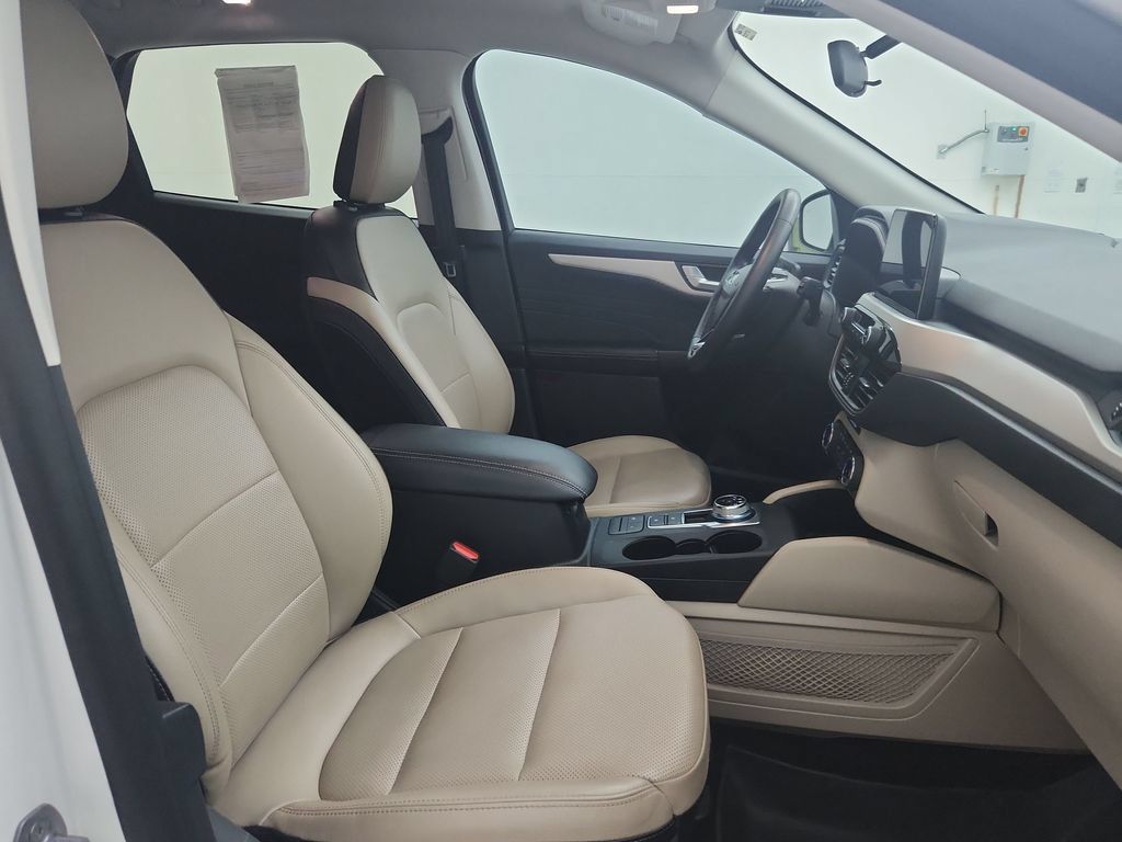 Used 2022 Ford Escape SEL w/ Technology Package FWD image 35