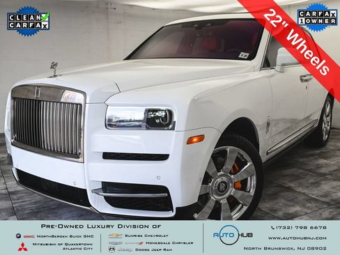 Used 2024 Rolls-Royce Cullinan AWD/4WD image 1
