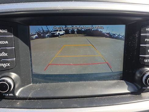 Used 2020 Kia Sorento EX AWD/4WD image 17