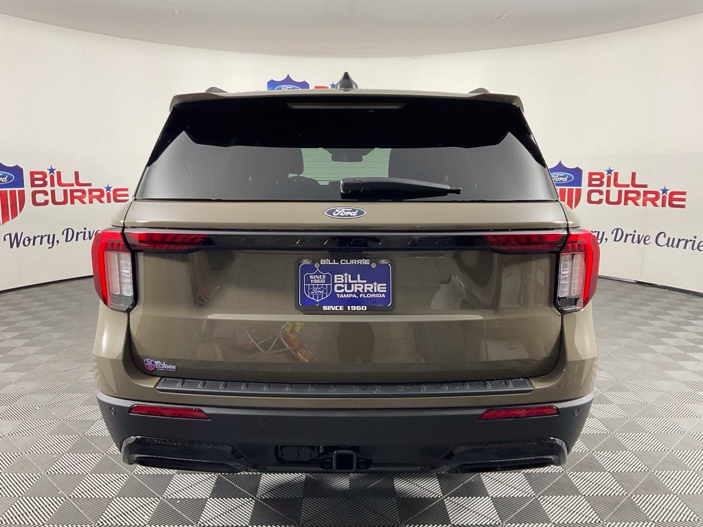 New 2027 Ford Explorer ST-Line w/ Premium Package RWD image 4