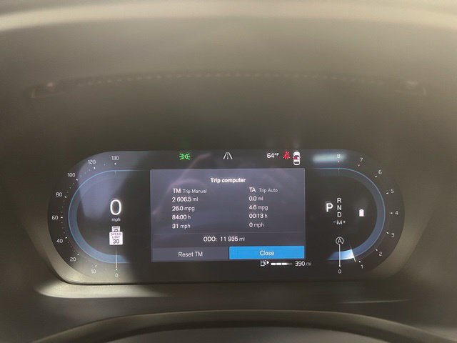 Certified 2025 Volvo V60 B5 Cross Country Plus AWD/4WD image 14