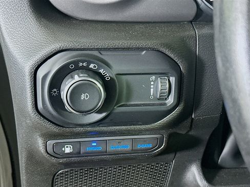 Used 2023 Jeep Wrangler Unlimited Rubicon 4xe w/ Cold Weather Group AWD/4WD image 16